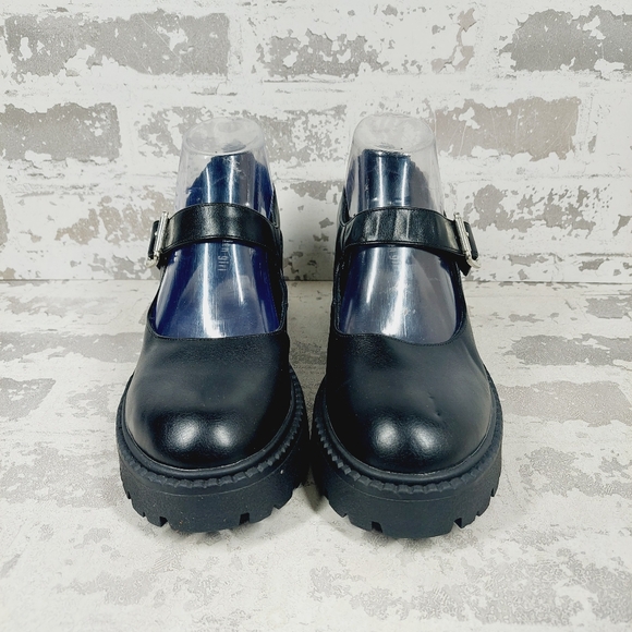 New Madden Girl Black Faux Leather Chunky Heel Buckle Closed Toe Mary Janes O176 - Picture 3 of 13